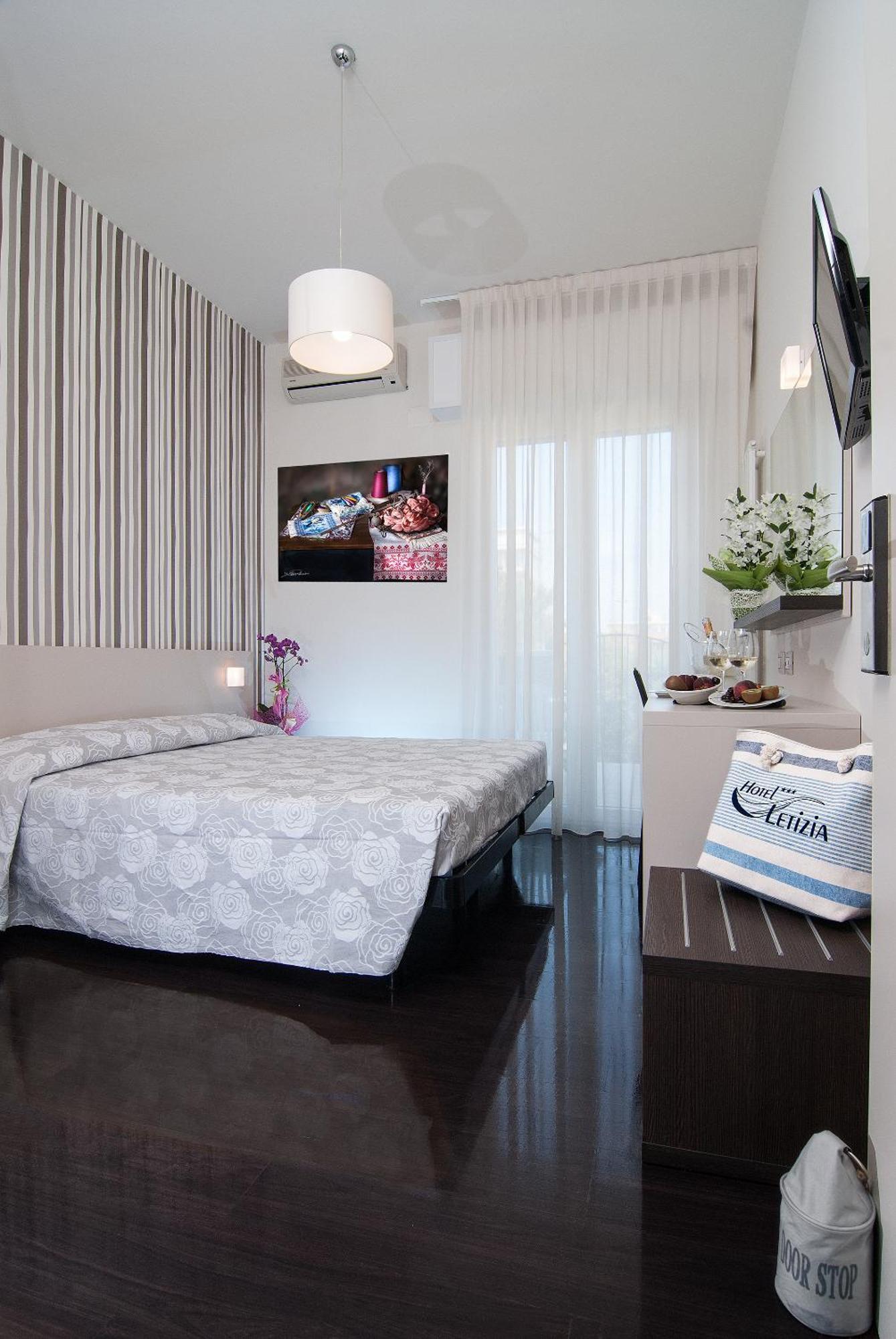 Hotel Letizia Rimini Esterno foto