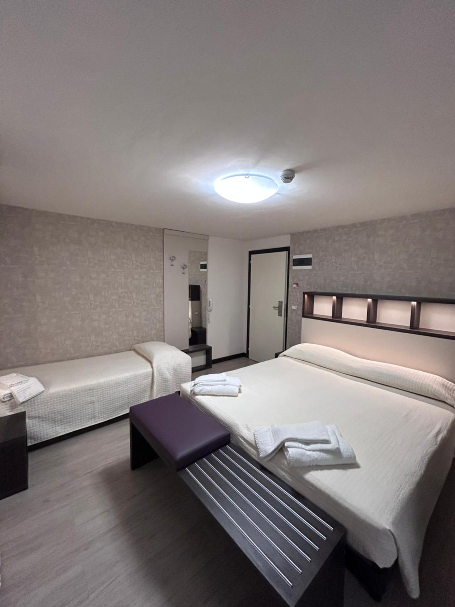 Hotel Letizia Rimini Esterno foto