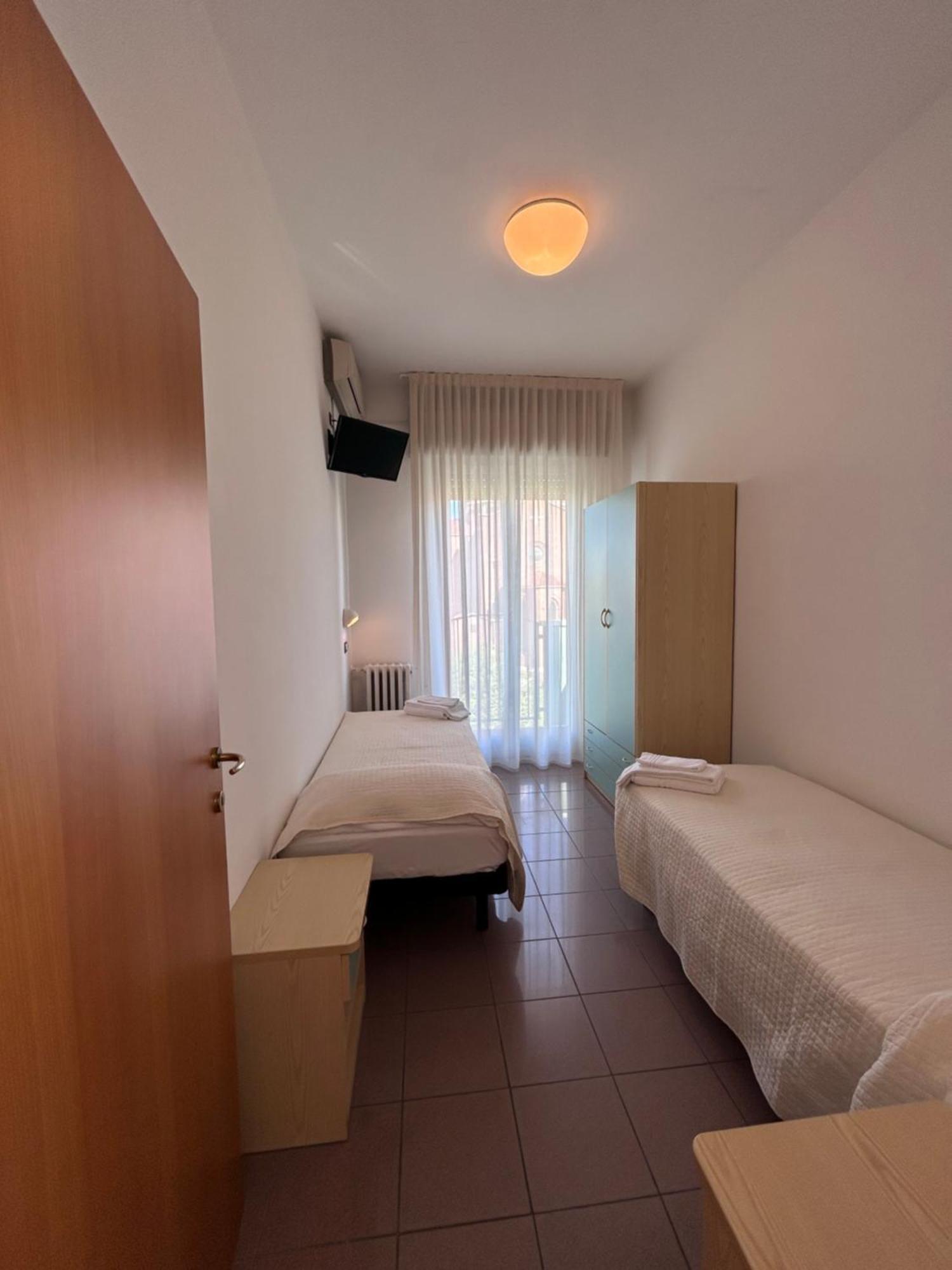 Hotel Letizia Rimini Esterno foto