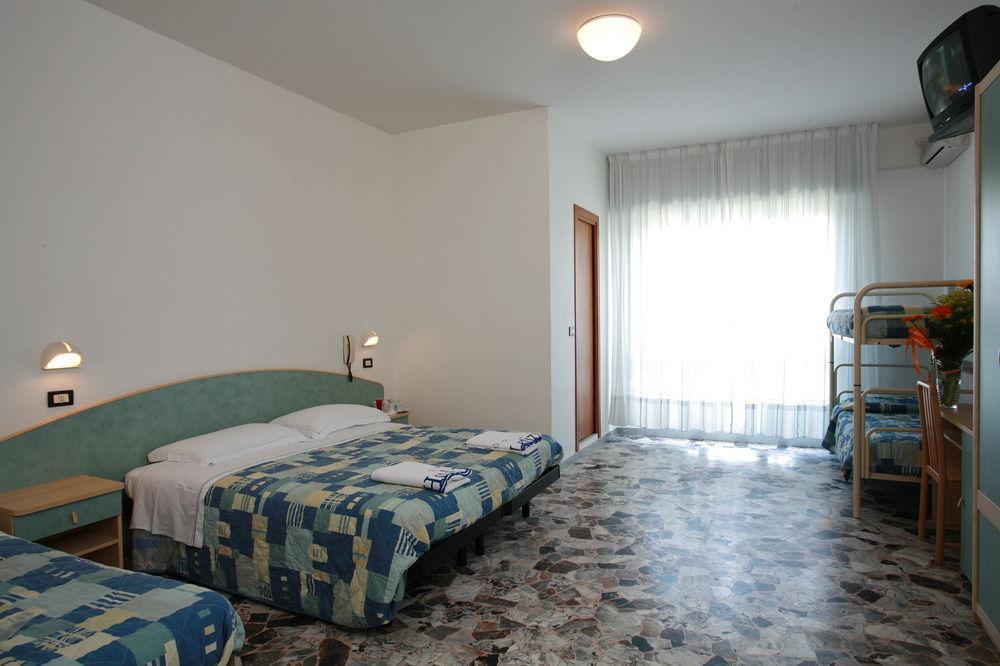 Hotel Letizia Rimini Esterno foto